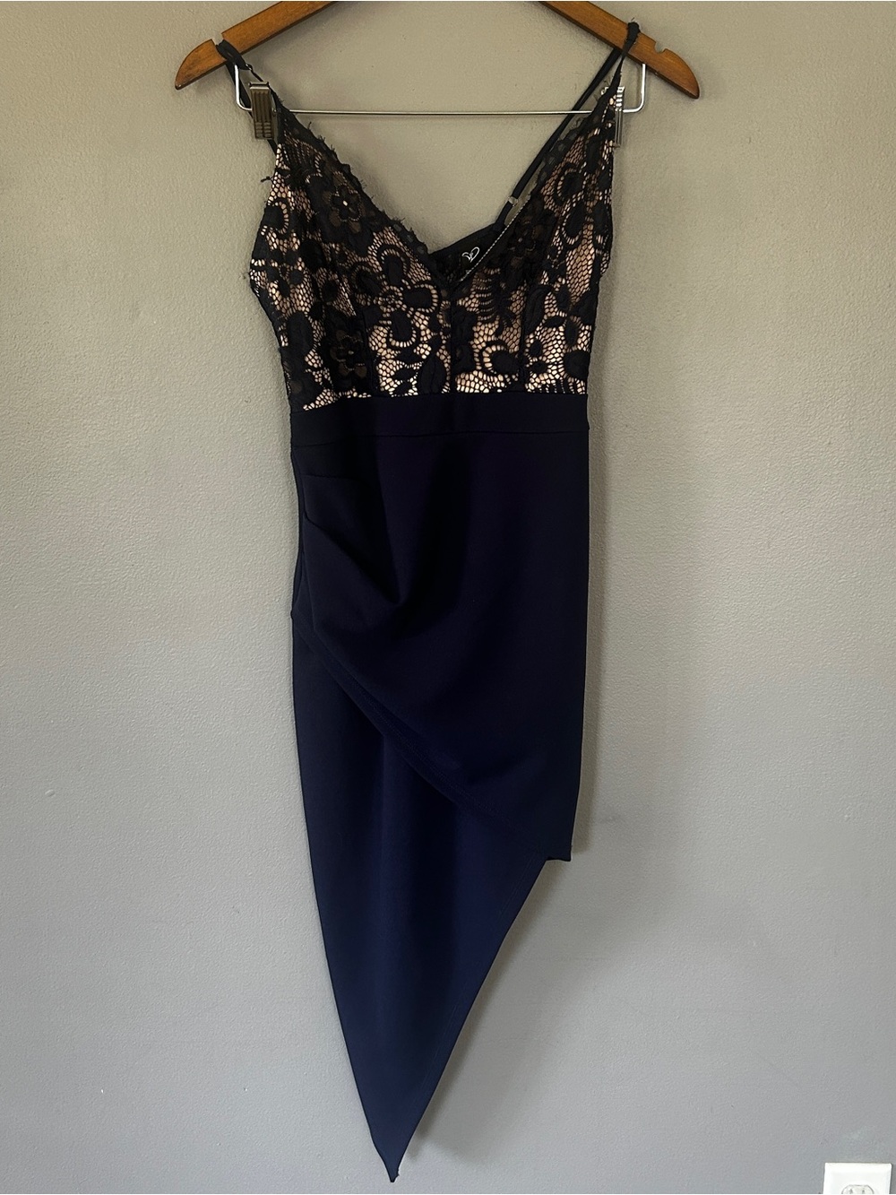Windsor Navy Blue Lace Asymmetrical Cocktail Dress Small